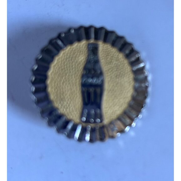 Coca Cola Pin Lot of 4 Racing 2013 Georgia 2011 Palm Springs 2002 Bottle Hat Lap - Picture 16 of 16